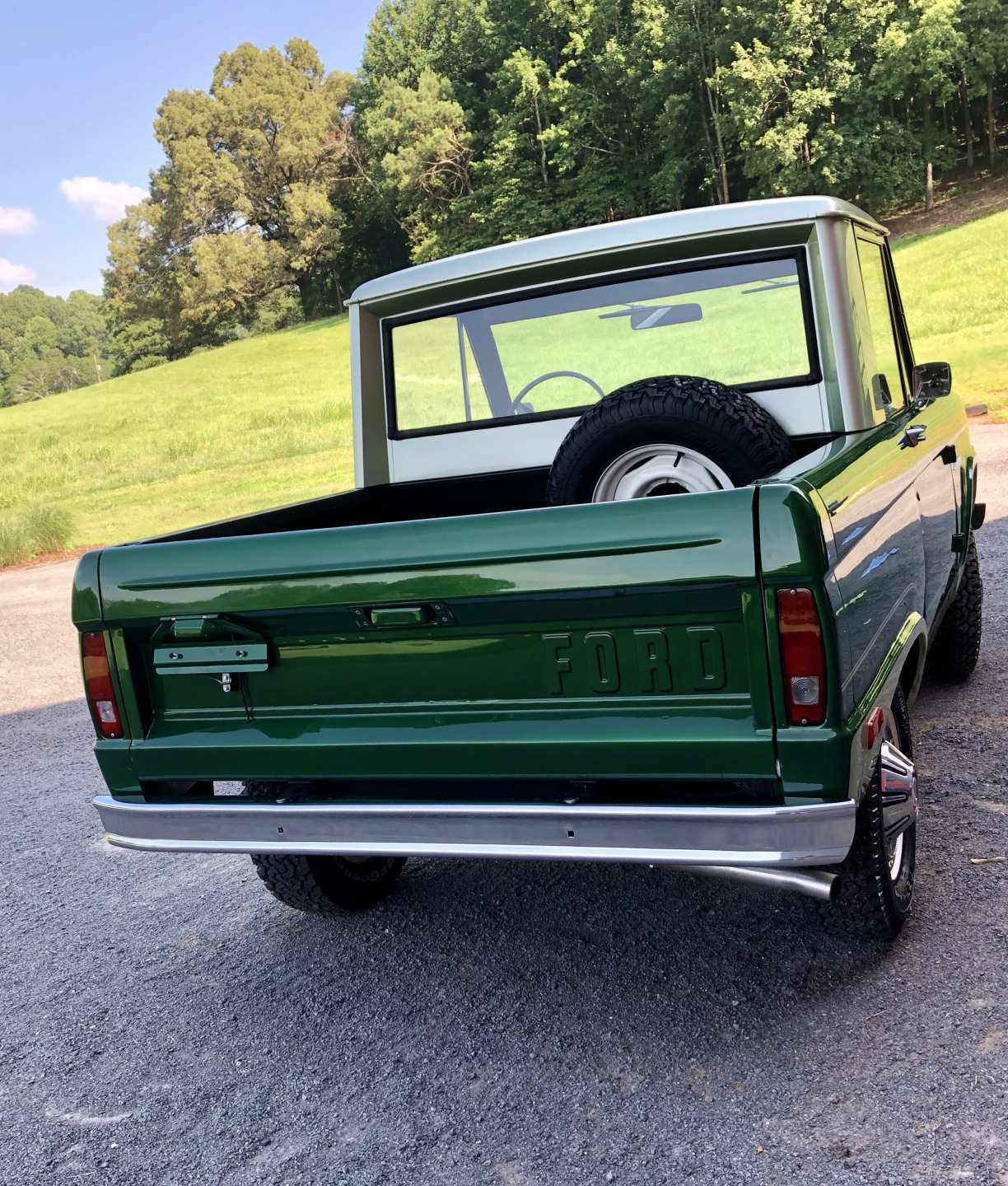 3rd Image of a 1971 FORD BRONCO