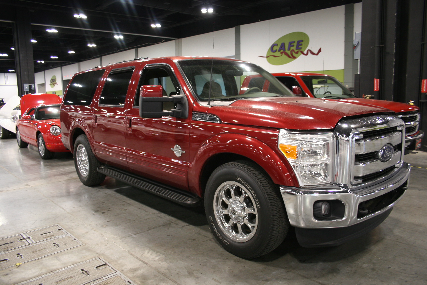 1st Image of a 2000 FORD EXCURSION LIMITED