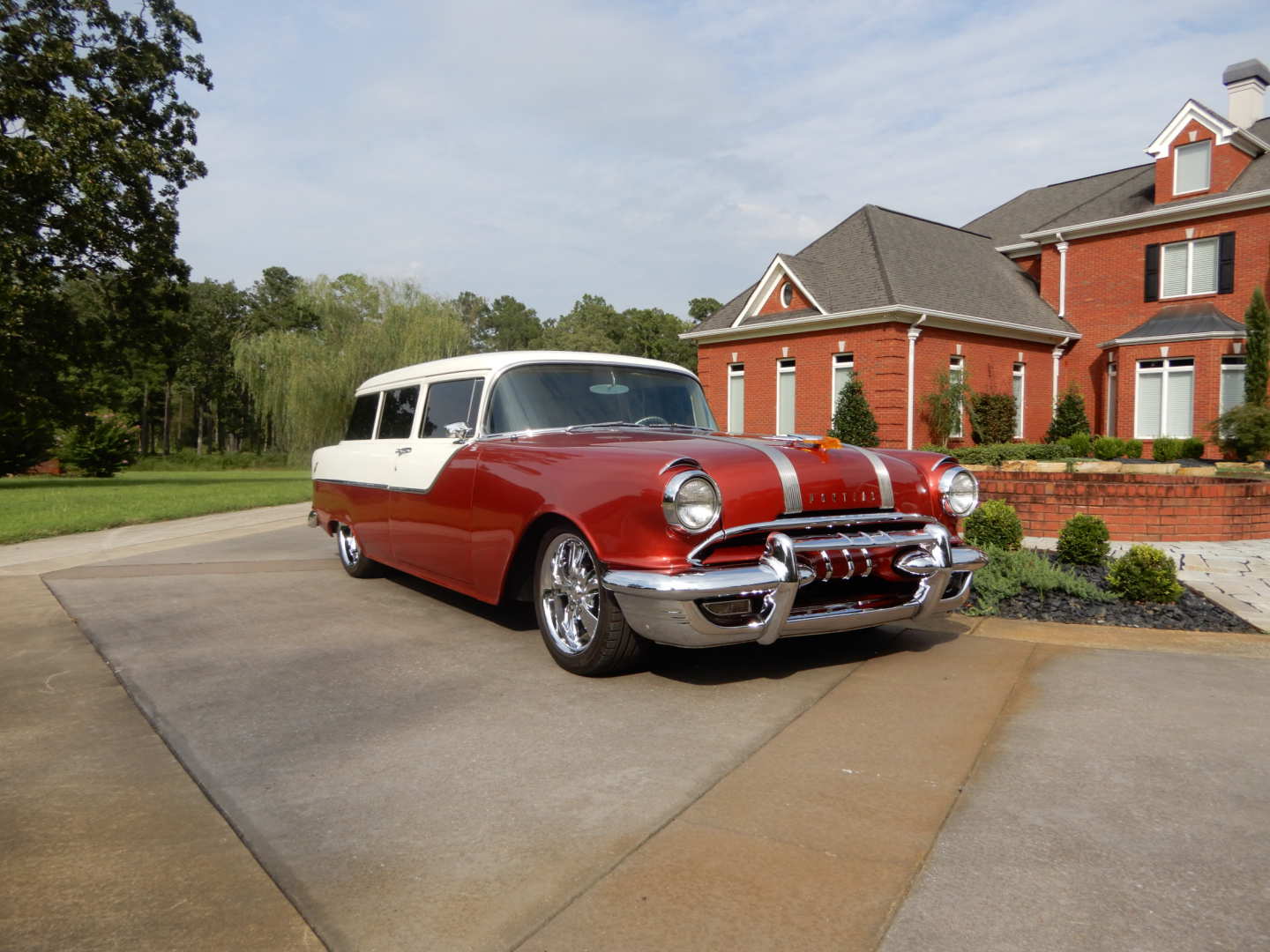 0th Image of a 1955 PONTIAC CHIEFTAIN