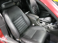 Image 8 of 11 of a 2002 FORD MUSTANG