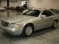 Image 2 of 11 of a 1997 MERCEDES-BENZ SL-CLASS SL320