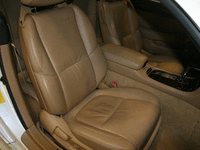 Image 7 of 10 of a 2008 LEXUS SC 430