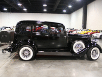 Image 7 of 9 of a 1934 DODGE DELUXE