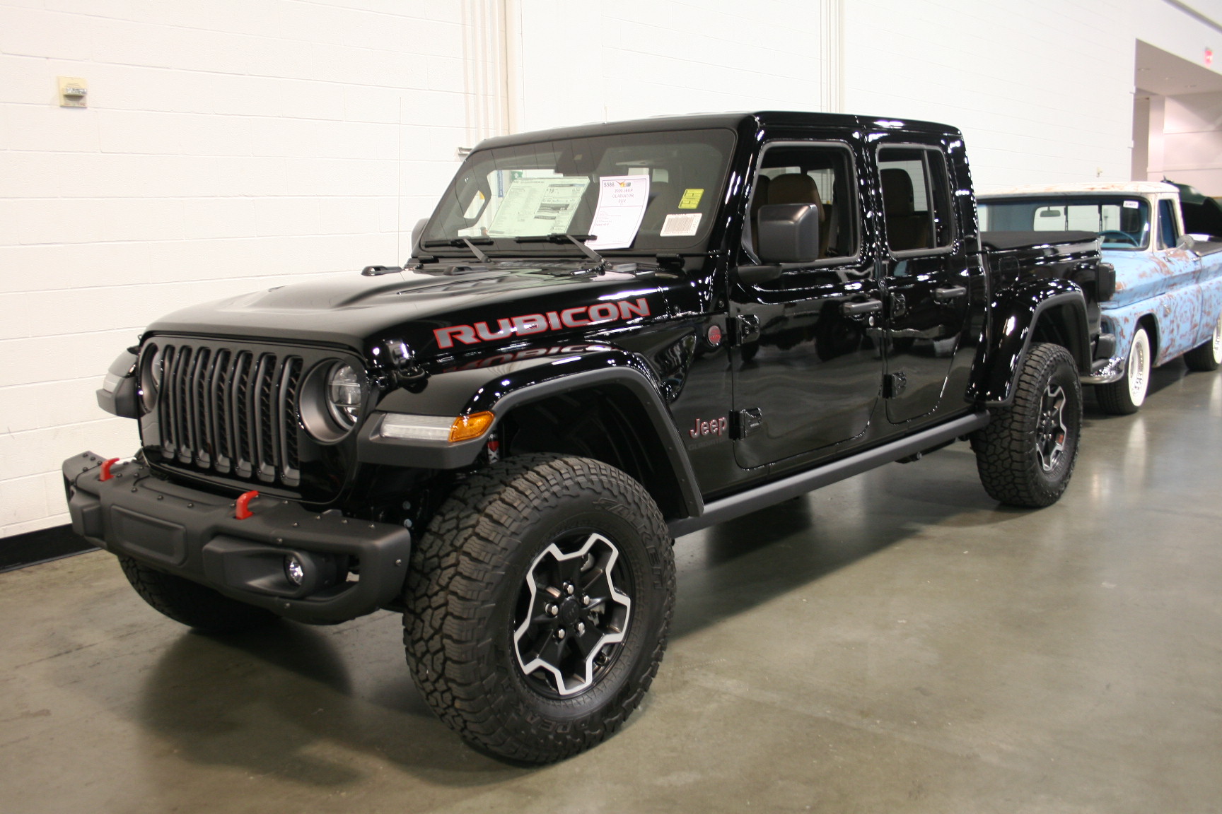 1st Image of a 2020 JEEP GLADIATOR