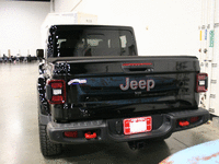 Image 11 of 11 of a 2020 JEEP GLADIATOR