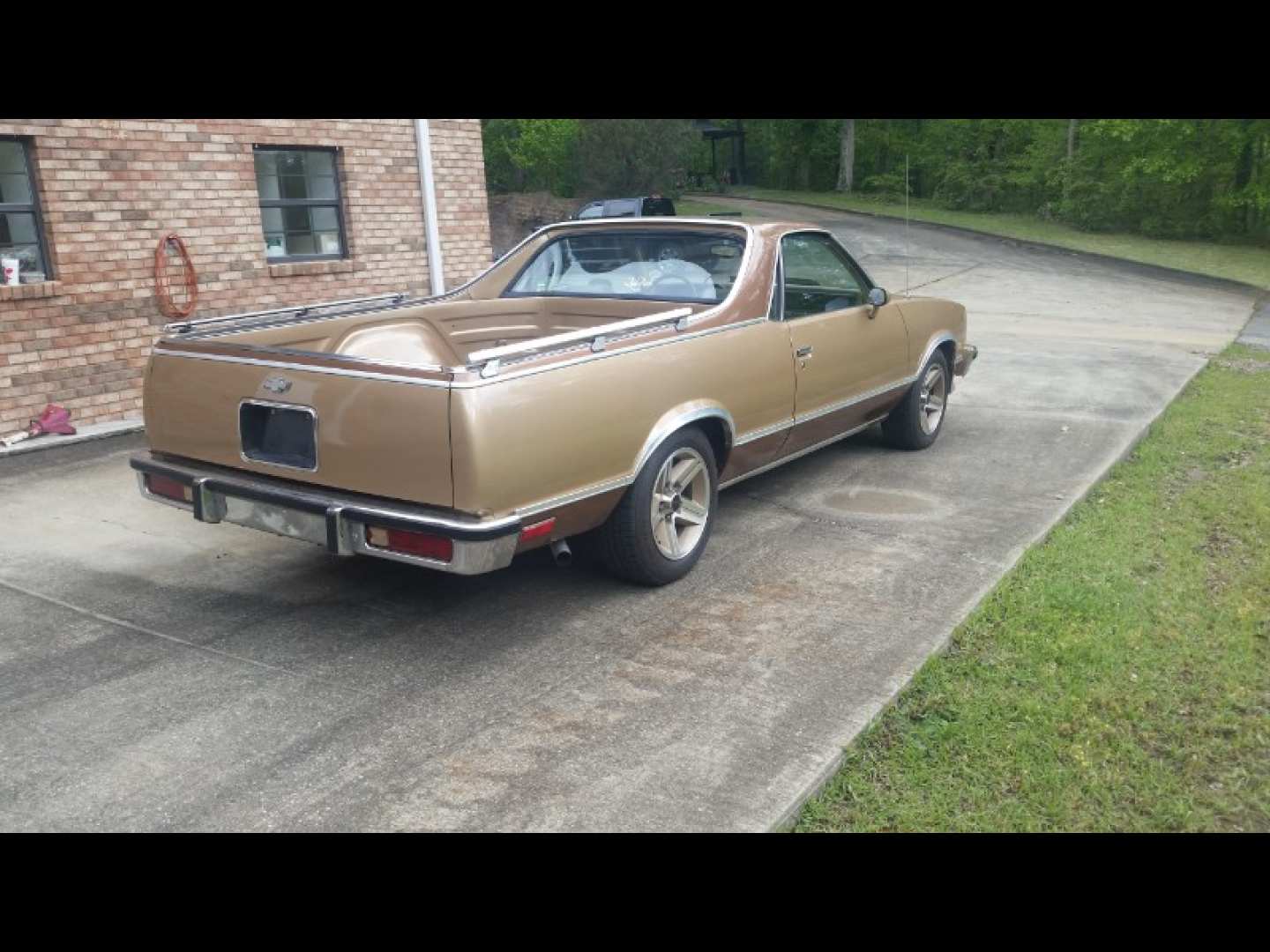 1st Image of a 1985 CHEVROLET EL CAMINO