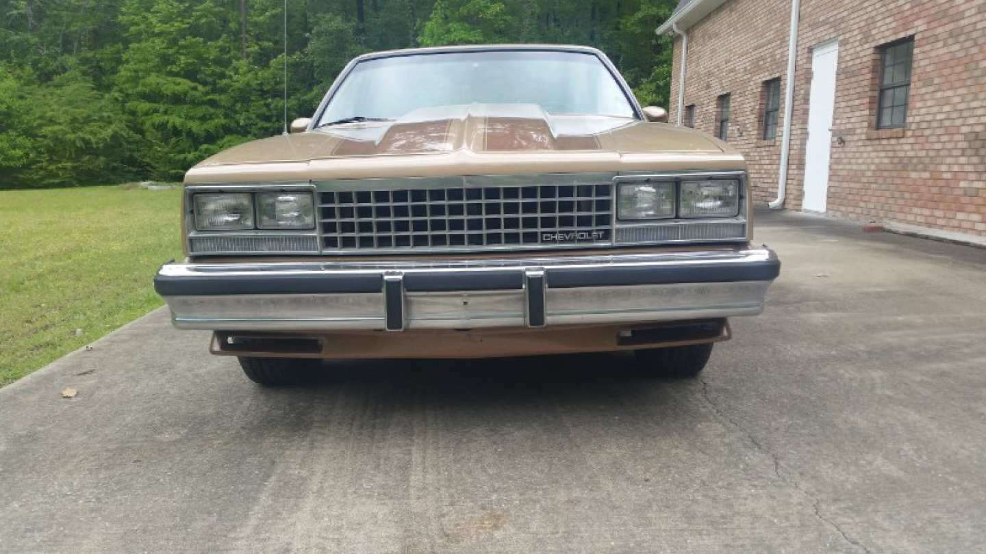 2nd Image of a 1985 CHEVROLET EL CAMINO