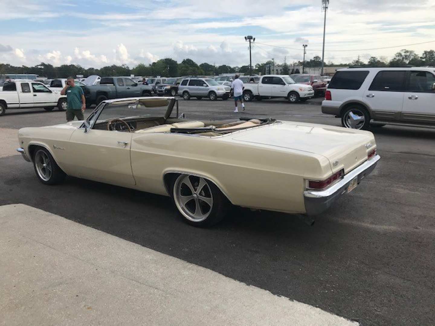 4th Image of a 1966 CHEVROLET IMPALA