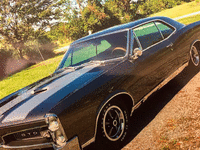 Image 2 of 6 of a 1967 PONTIAC GTO