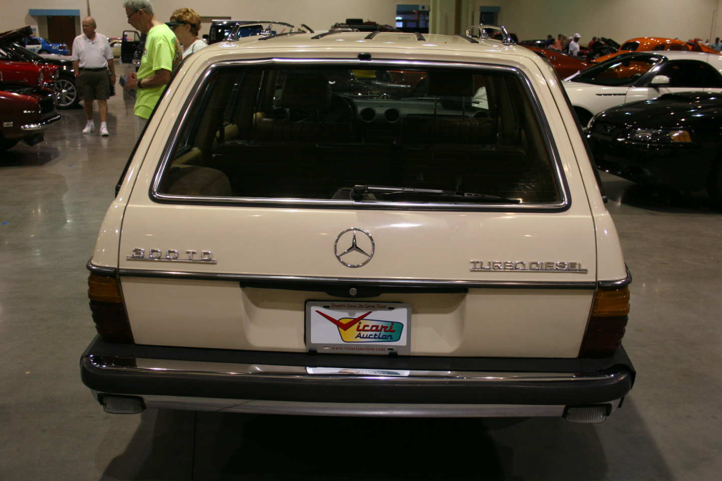 3rd Image of a 1985 MERCEDES-BENZ 300TD