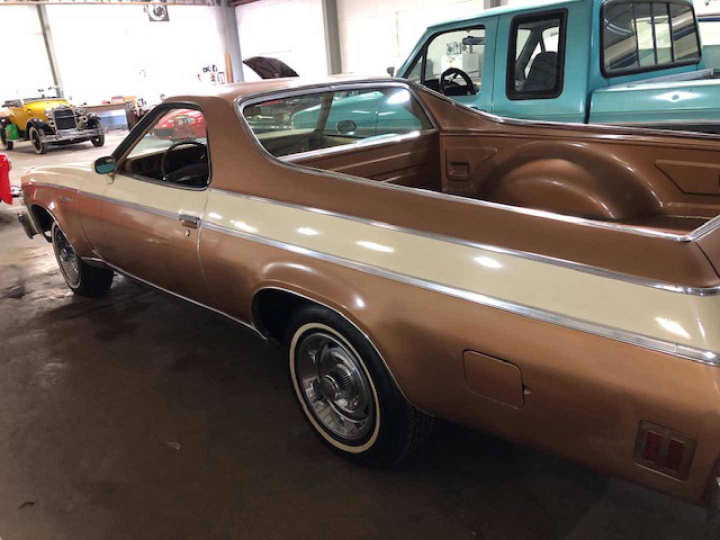 3rd Image of a 1977 CHEVROLET EL CAMINO