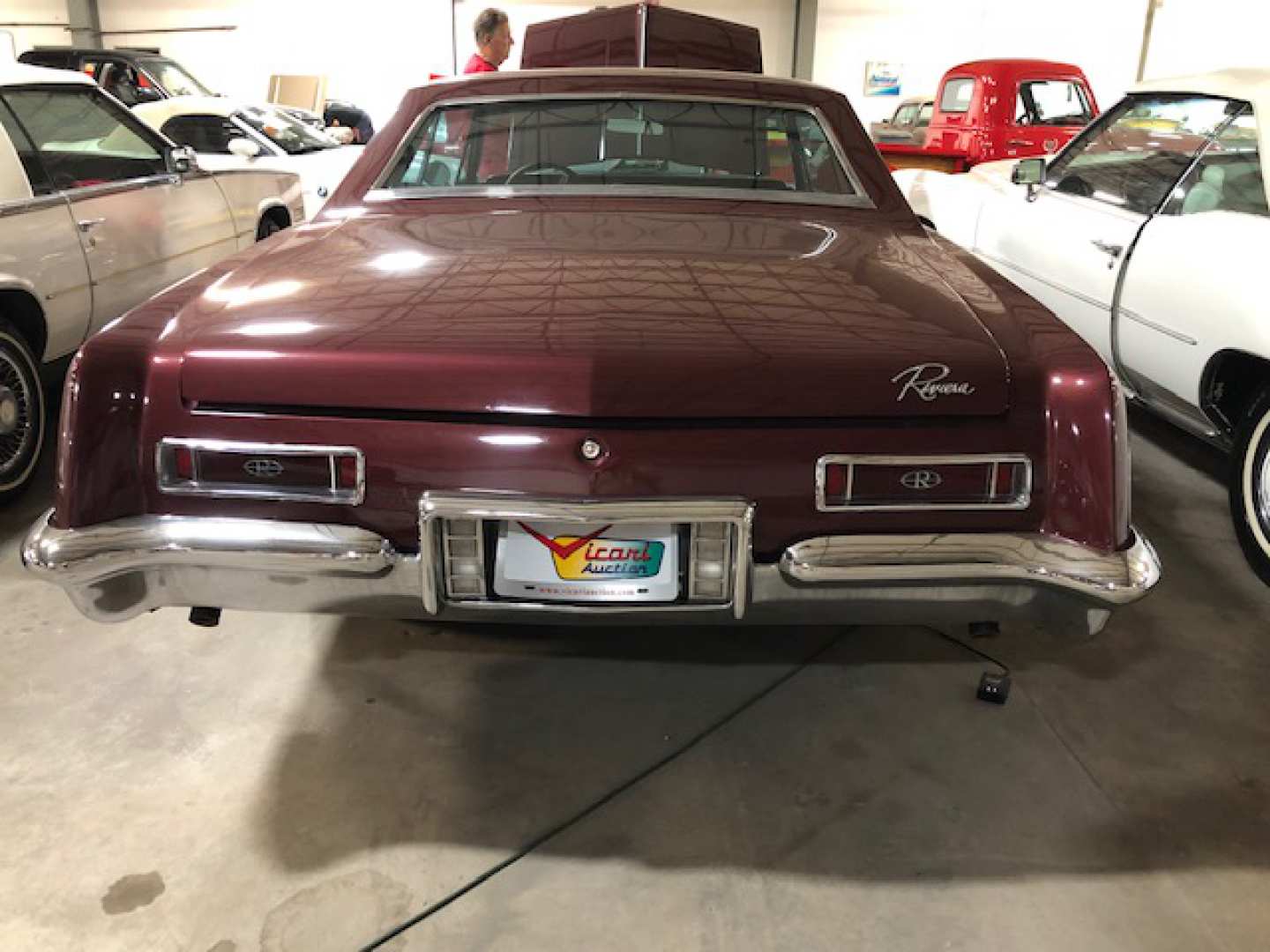 3rd Image of a 1963 BUICK RIVIERA