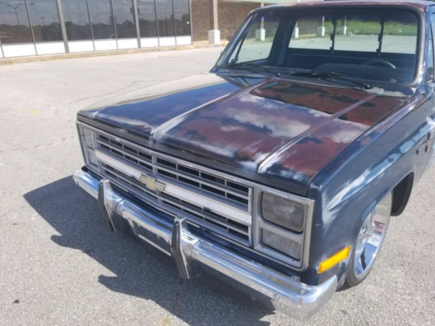 3rd Image of a 1987 CHEVROLET R10