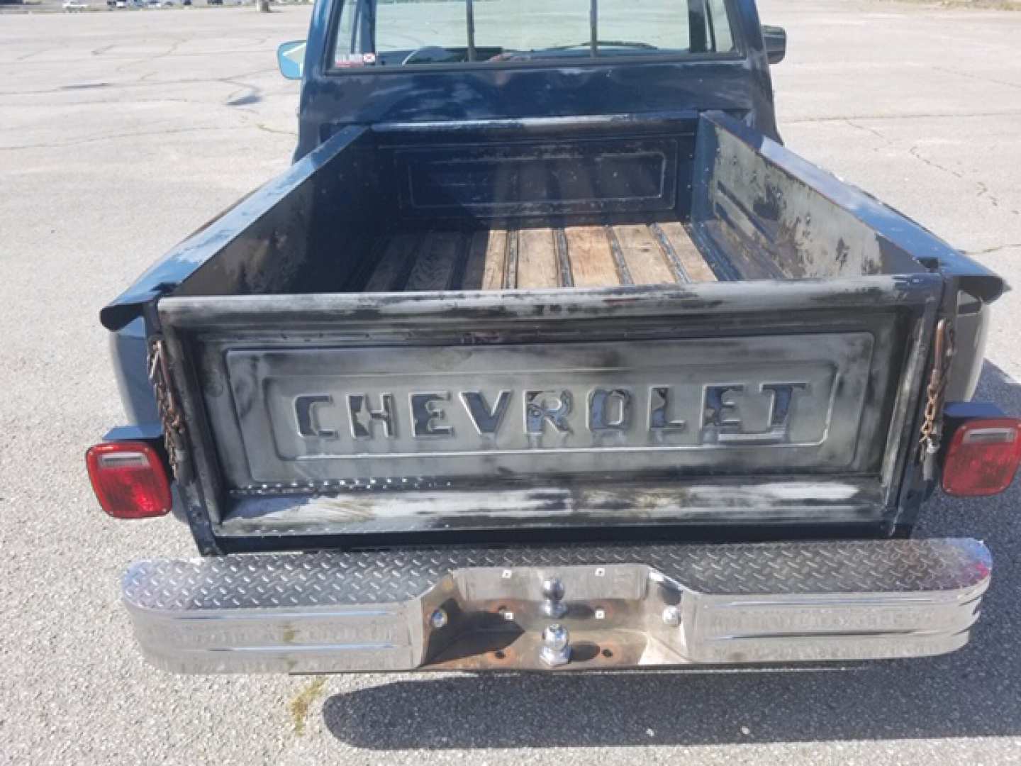 4th Image of a 1987 CHEVROLET R10