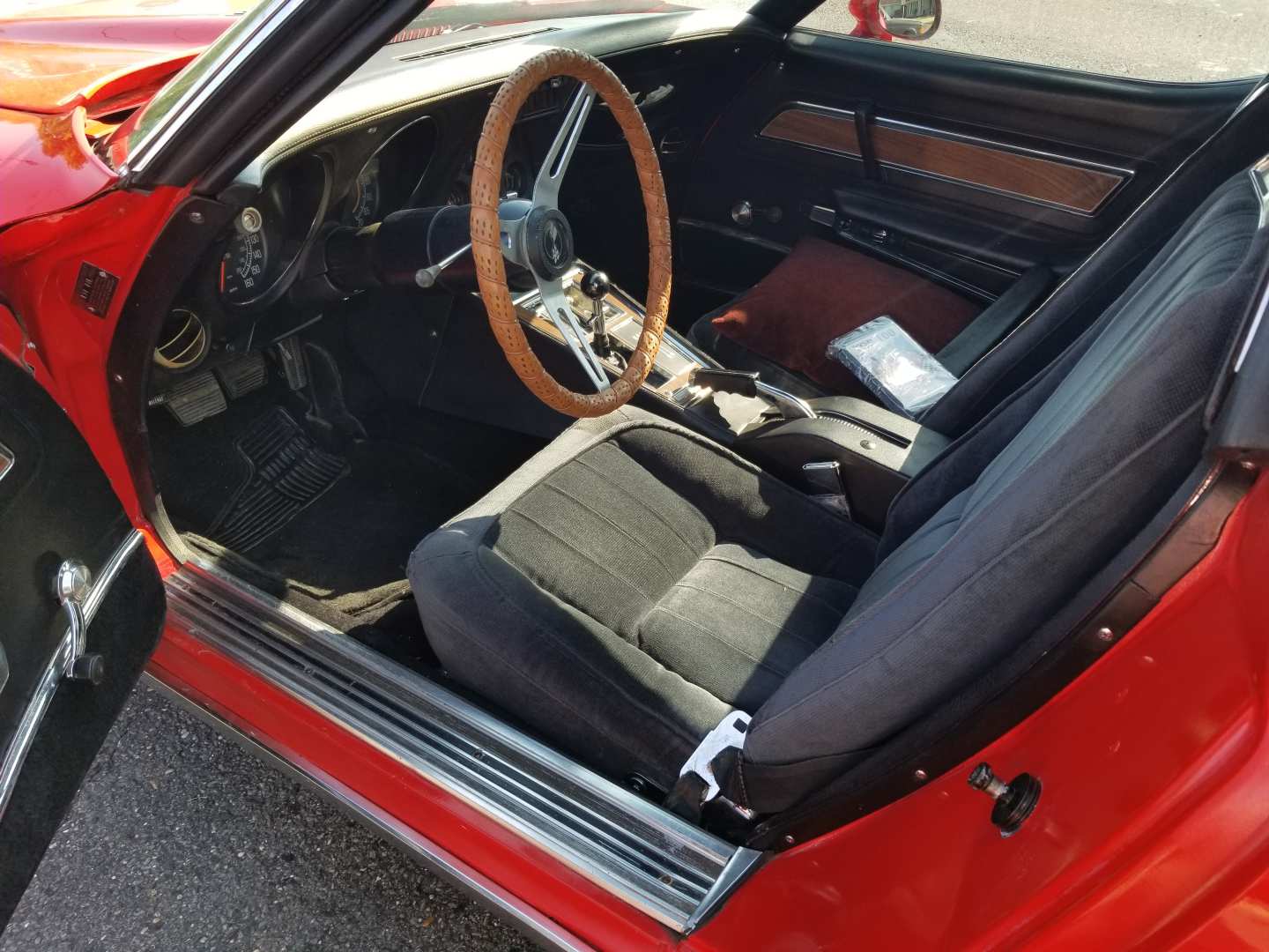 4th Image of a 1975 CHEVROLET CORVETTE