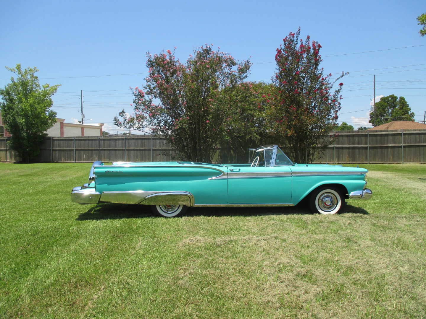 4th Image of a 1959 FORD SKYLINER