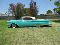 Image 3 of 11 of a 1959 FORD SKYLINER