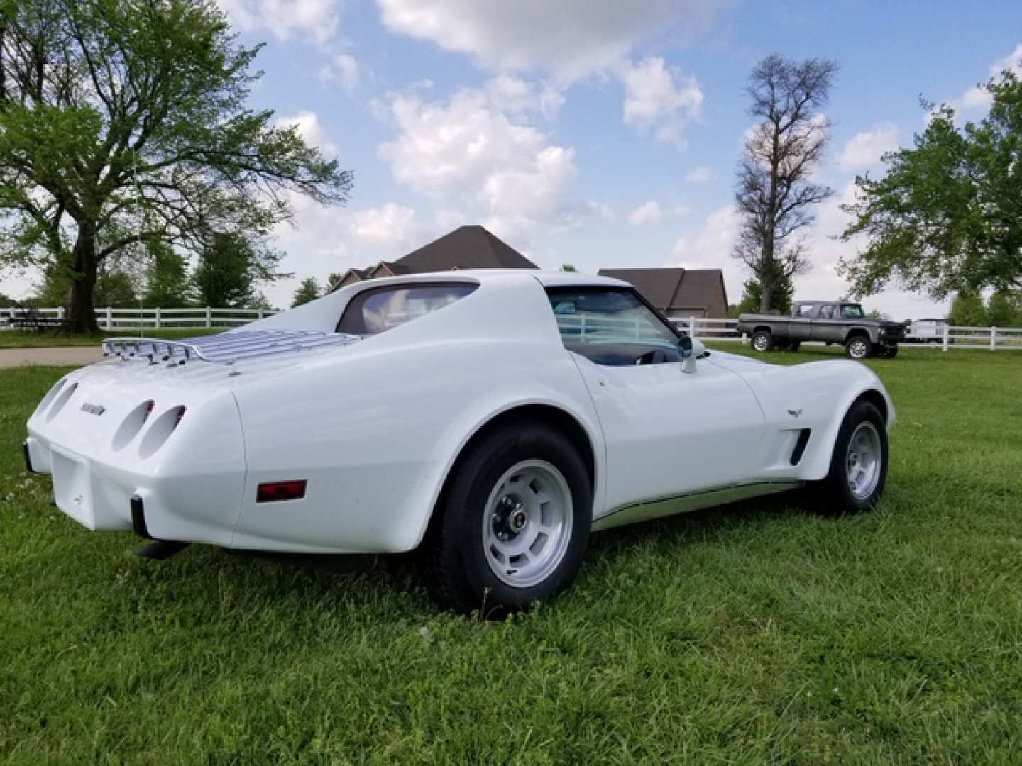 4th Image of a 1977 CHEVROLET CORVETTE