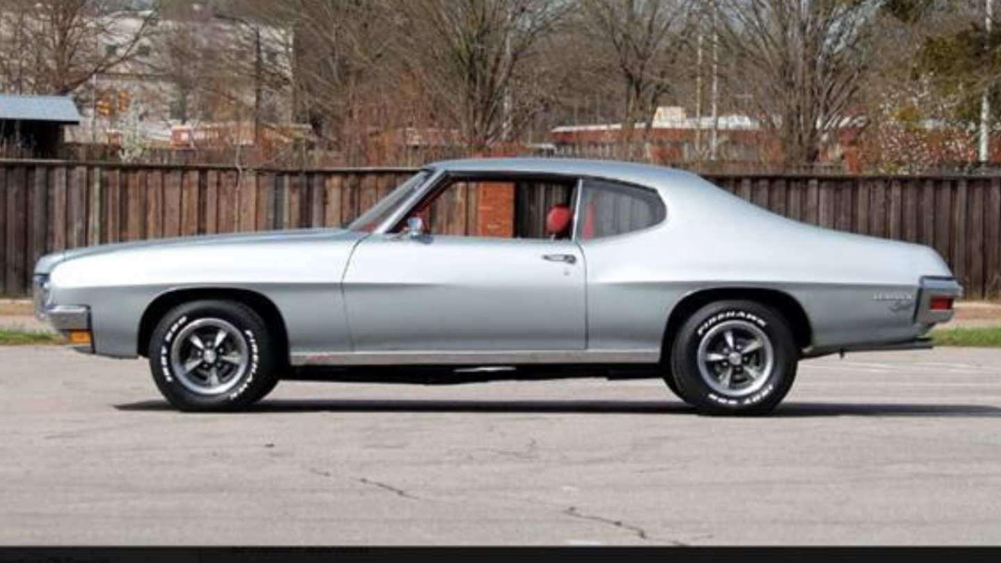 3rd Image of a 1970 PONTIAC LEMANS SPORT