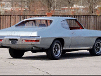 Image 3 of 12 of a 1970 PONTIAC LEMANS SPORT