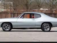 Image 4 of 12 of a 1970 PONTIAC LEMANS SPORT