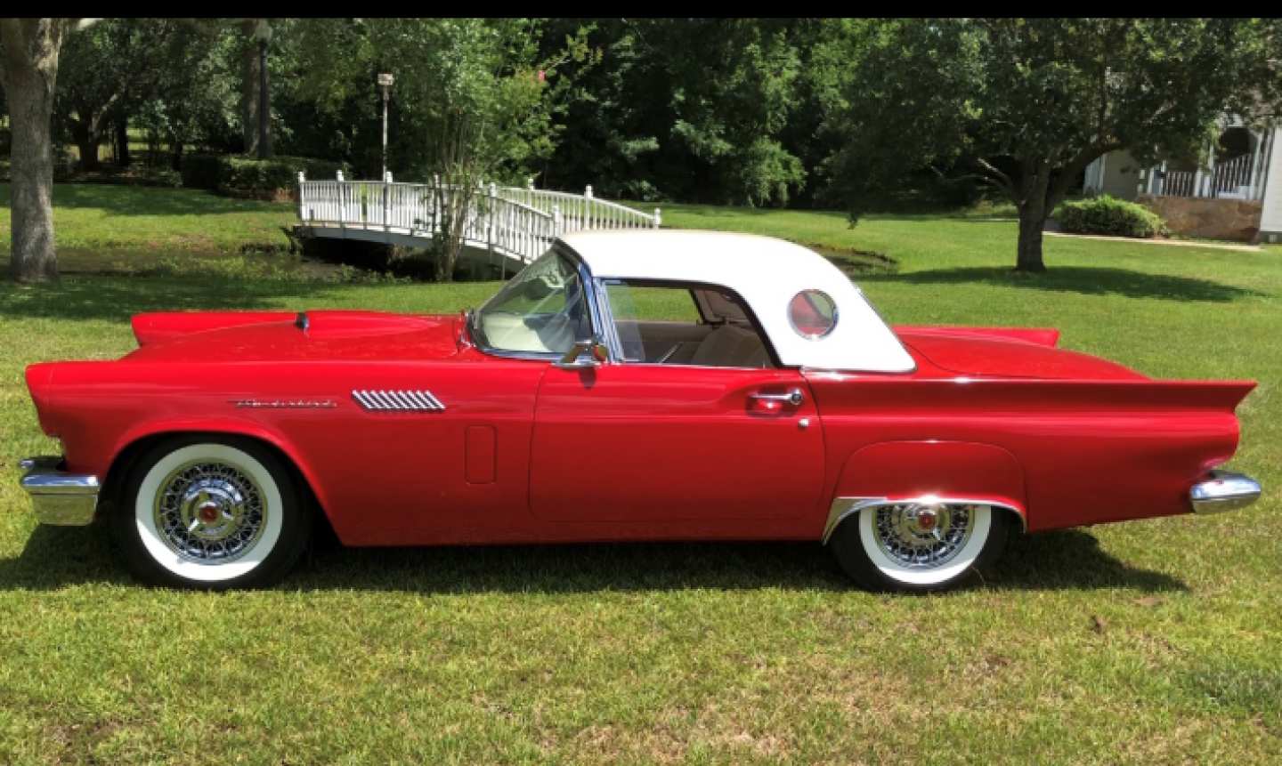 1st Image of a 1957 FORD THUNDERBIRD