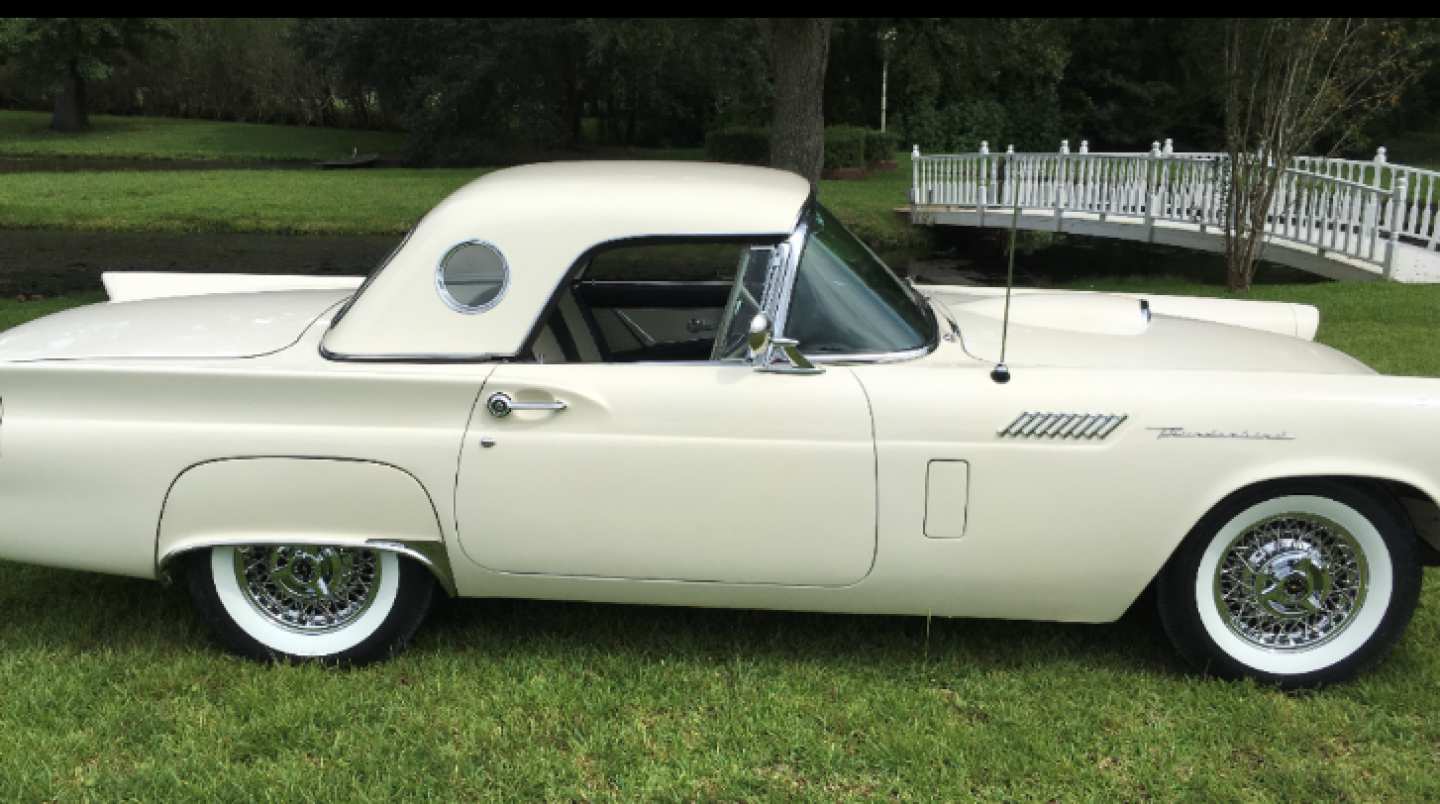 1st Image of a 1957 FORD THUNDERBIRD