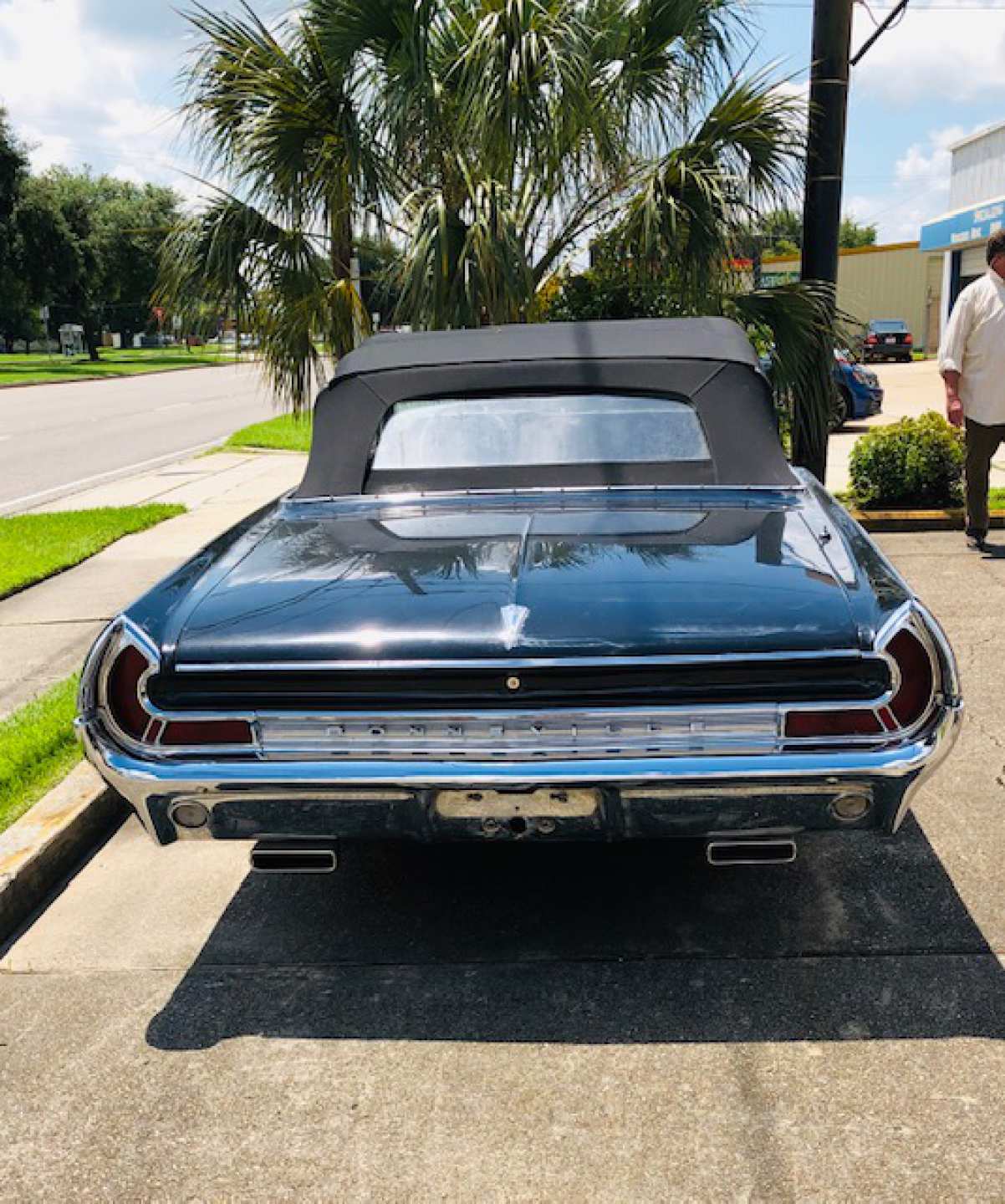 2nd Image of a 1962 OLDSMOBILE STARFIRE