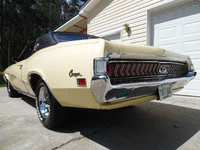 Image 2 of 10 of a 1970 MERCURY COUGAR XR7