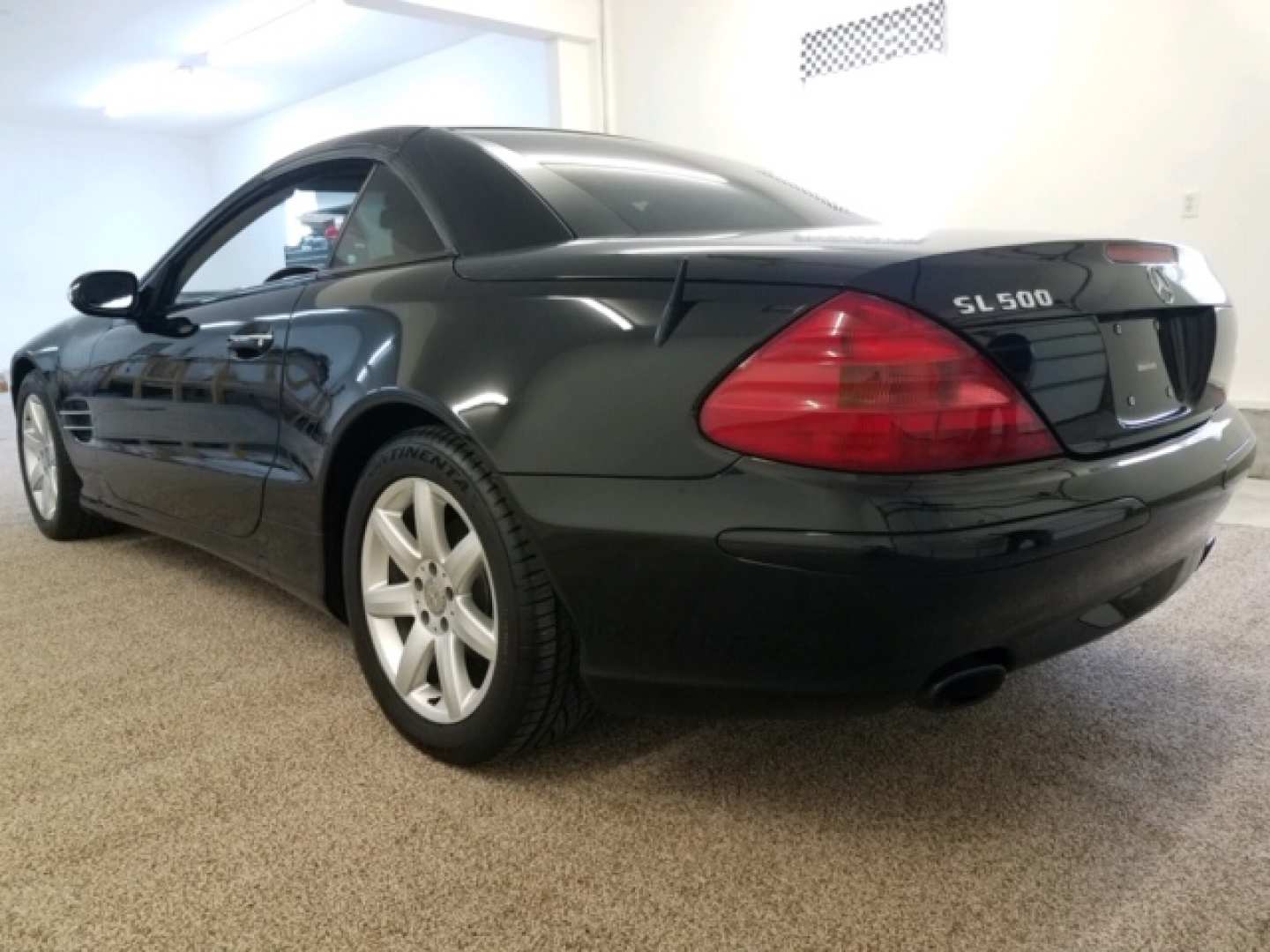 5th Image of a 2003 MERCEDES-BENZ SL-CLASS SL500