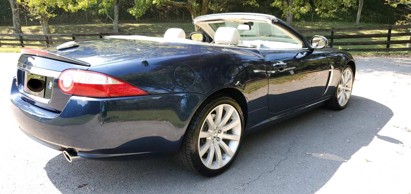 2nd Image of a 2007 JAGUAR XK XK