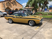 Image 1 of 14 of a 1972 PLYMOUTH BARRACUDA