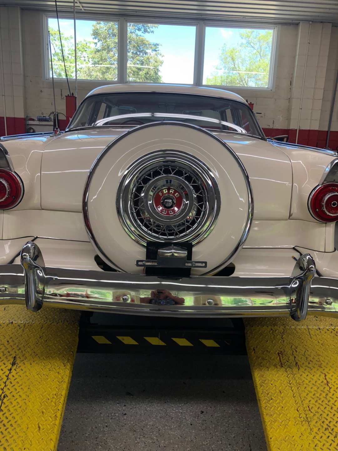 4th Image of a 1956 FORD CROWN VICTORIA