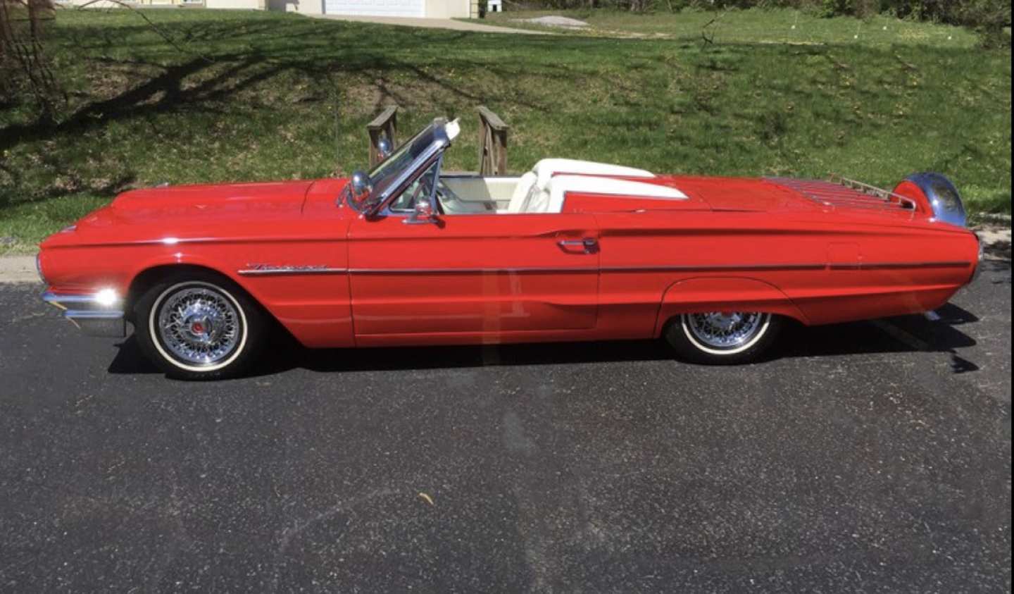 3rd Image of a 1964 FORD THUNDERBIRD