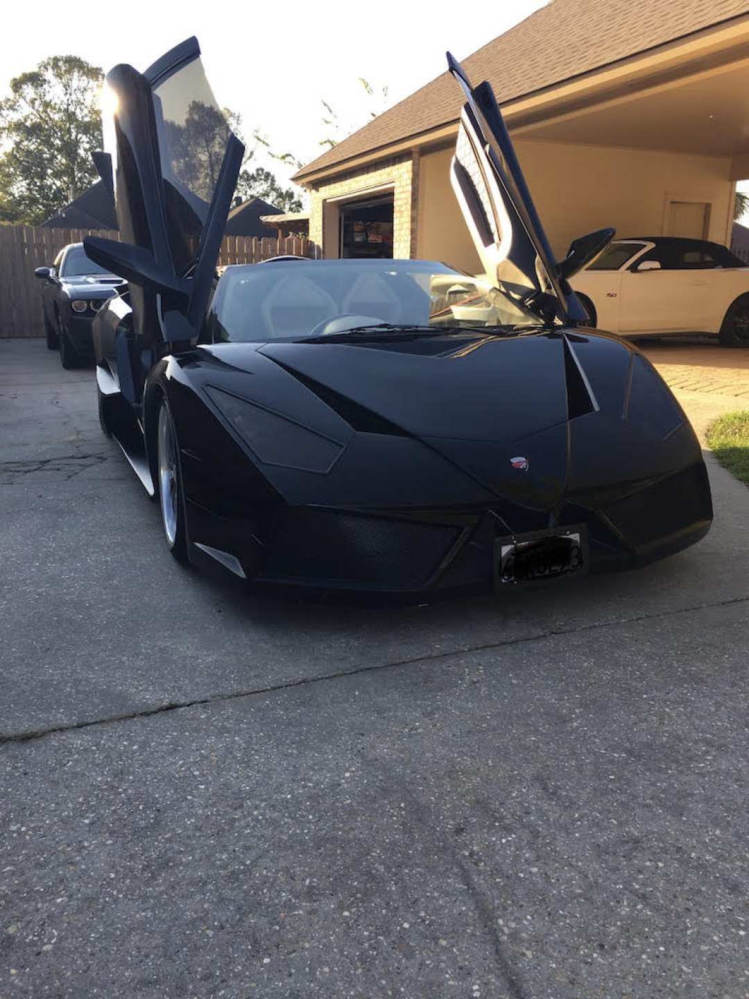 0th Image of a 1988 PONTIAC FIERO