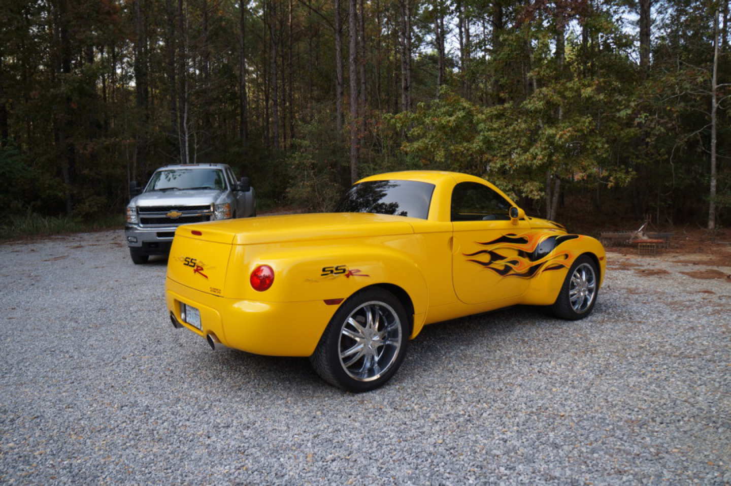 7th Image of a 2005 CHEVROLET SSR