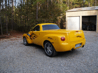 Image 4 of 15 of a 2005 CHEVROLET SSR