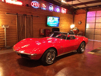 Image 2 of 9 of a 1971 CHEVROLET CORVETTE