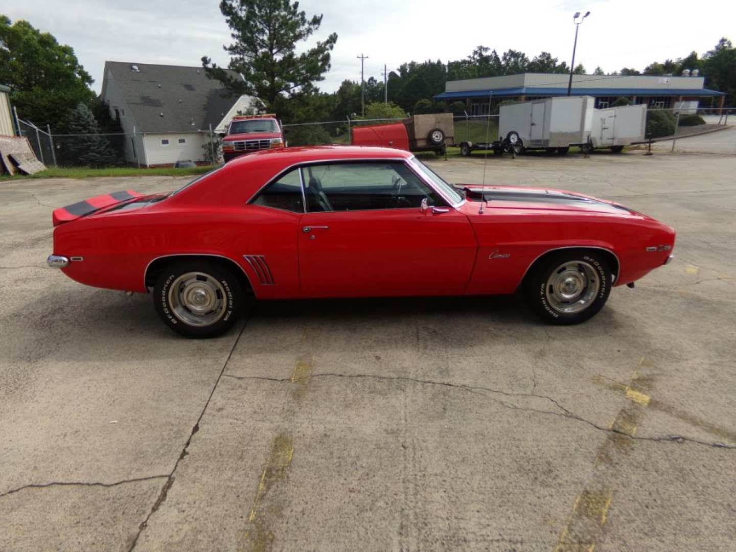 4th Image of a 1969 CHEVROLET CAMARO