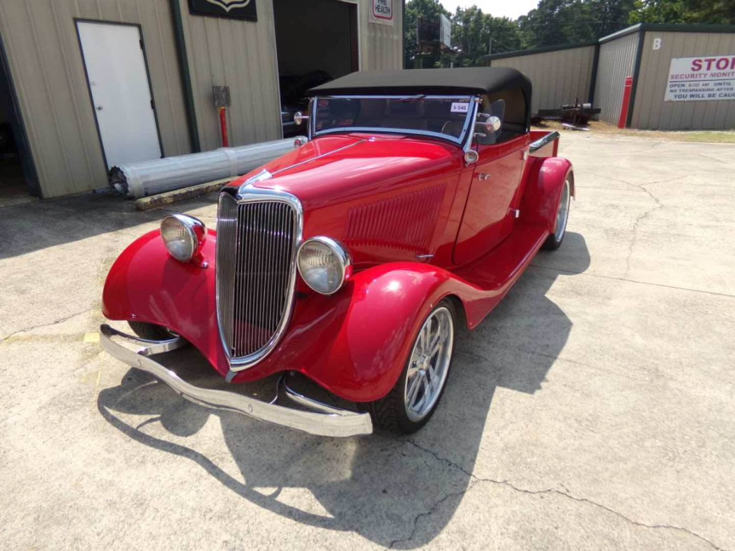 2nd Image of a 1934 FORD ROADSTER