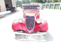 Image 13 of 73 of a 1934 FORD ROADSTER