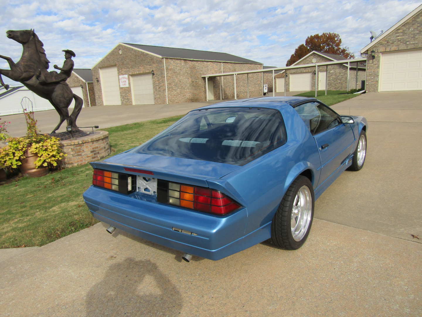 1st Image of a 1989 CHEVROLET CAMARO RS