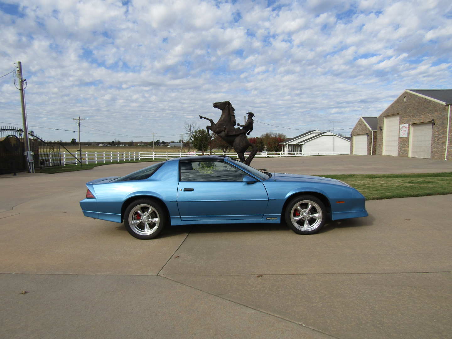 6th Image of a 1989 CHEVROLET CAMARO RS