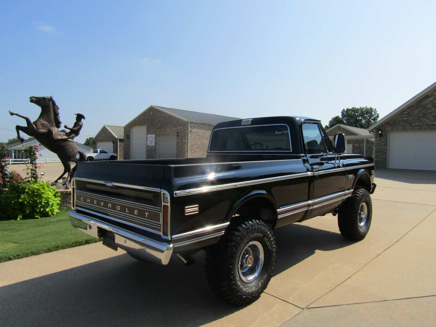 1st Image of a 1972 CHEVROLET CHEYENNE SUPER