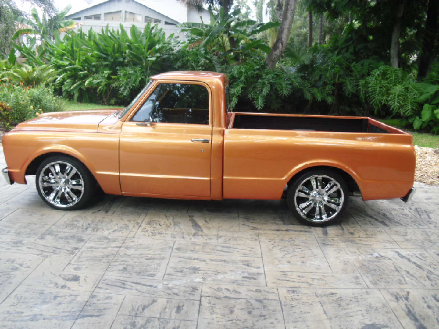 5th Image of a 1967 CHEVROLET TRUCK