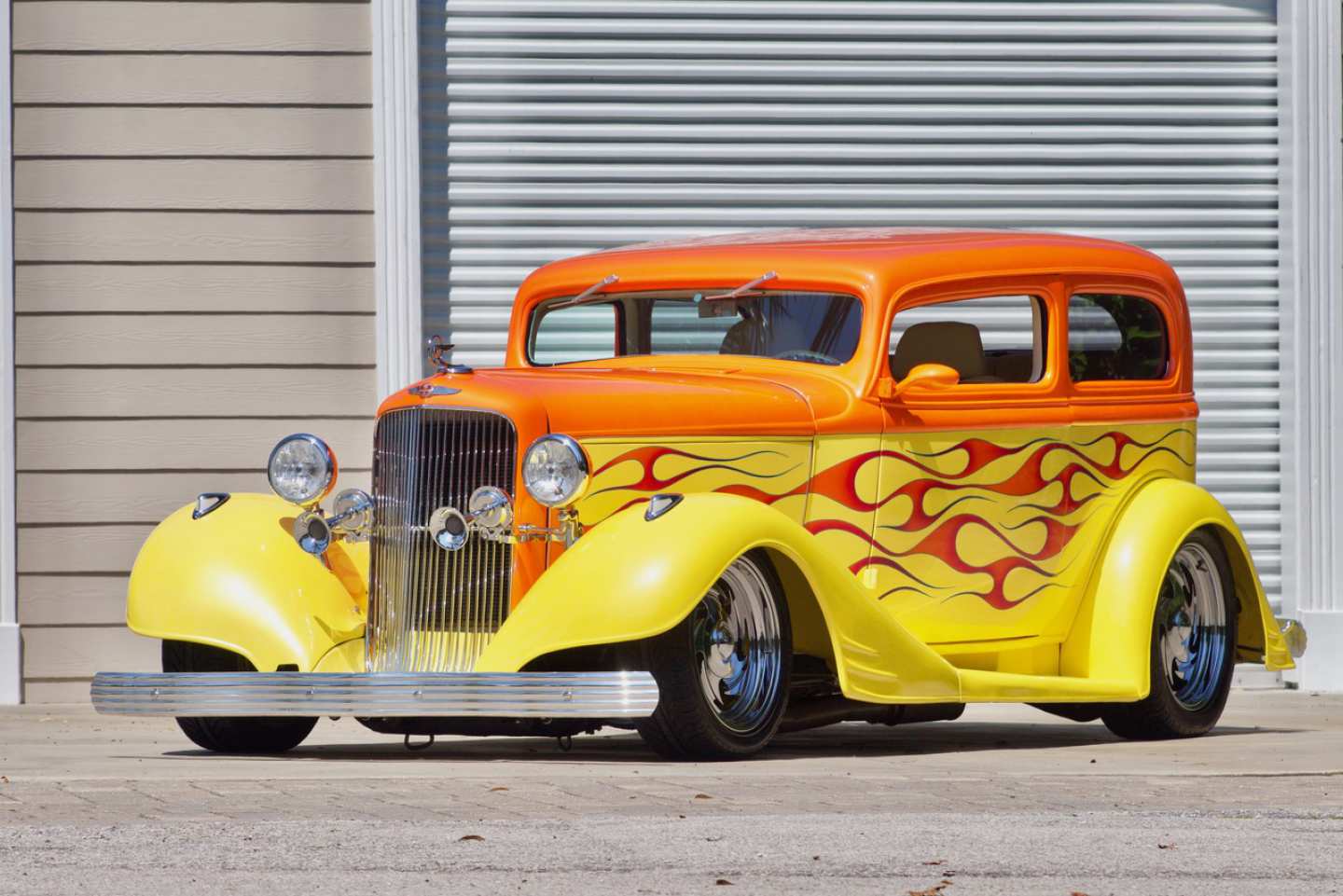 2nd Image of a 1933 PONTIAC 5 WINDOW