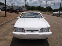 Image 3 of 4 of a 1993 FORD MUSTANG LX