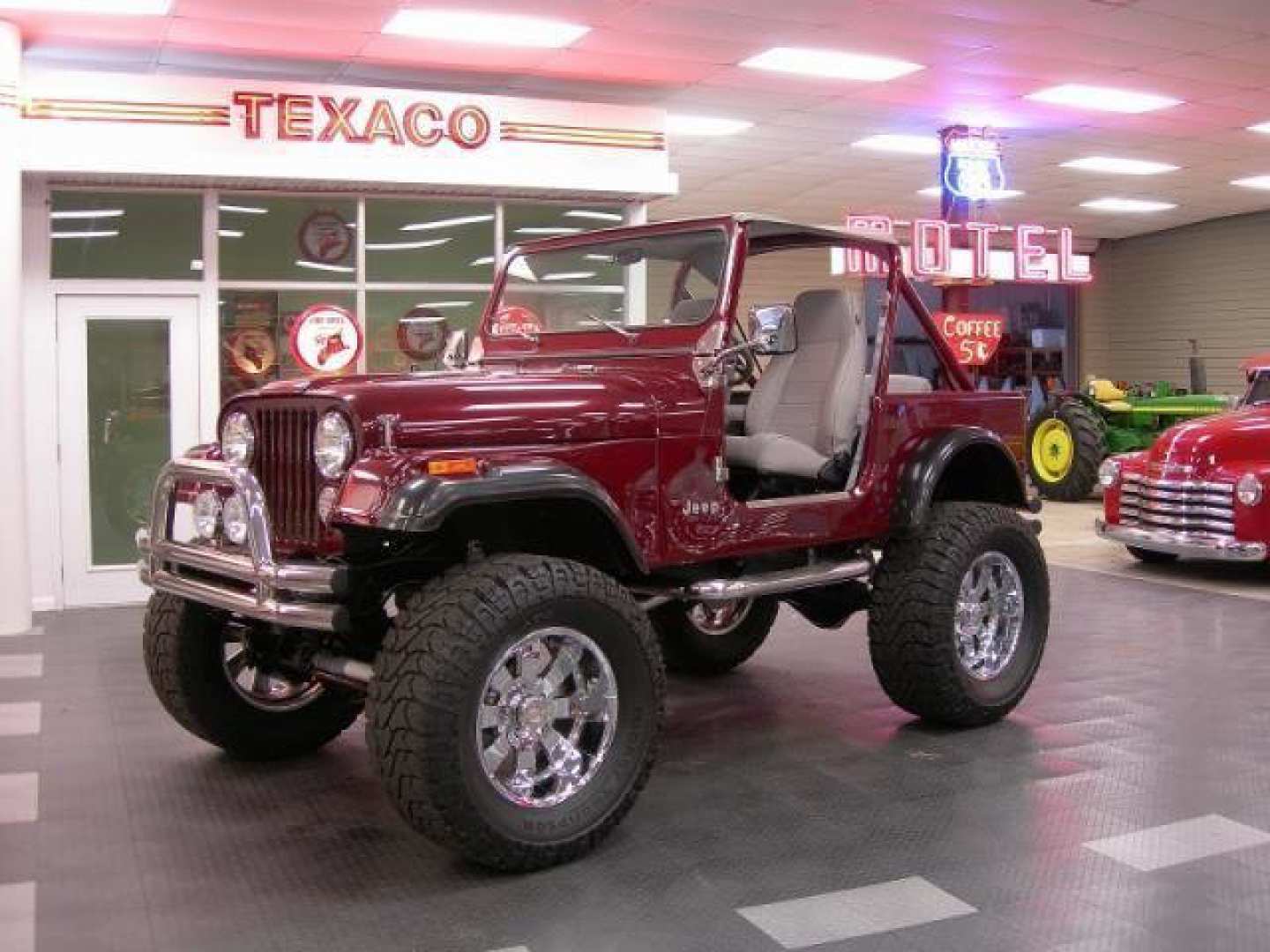 7th Image of a 1984 JEEP CJ7