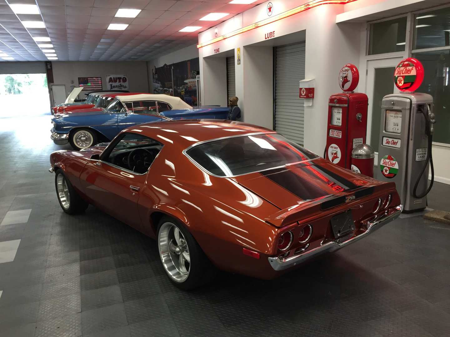 3rd Image of a 1973 CHEVROLET CAMARO