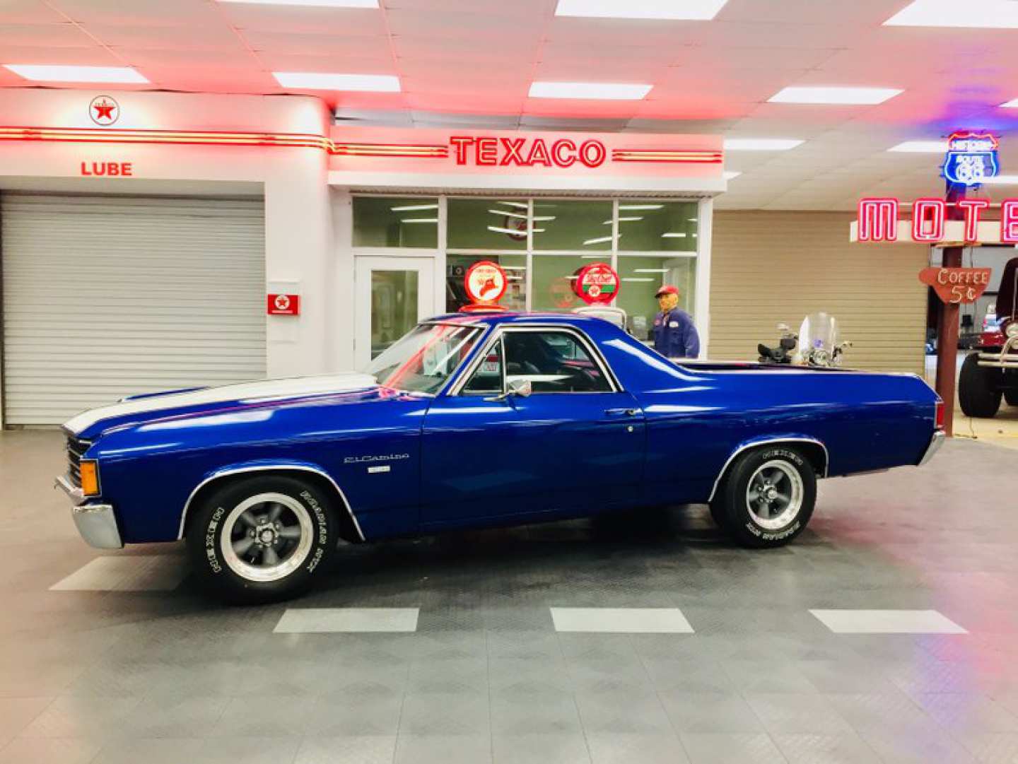 2nd Image of a 1972 CHEVROLET EL CAMINO